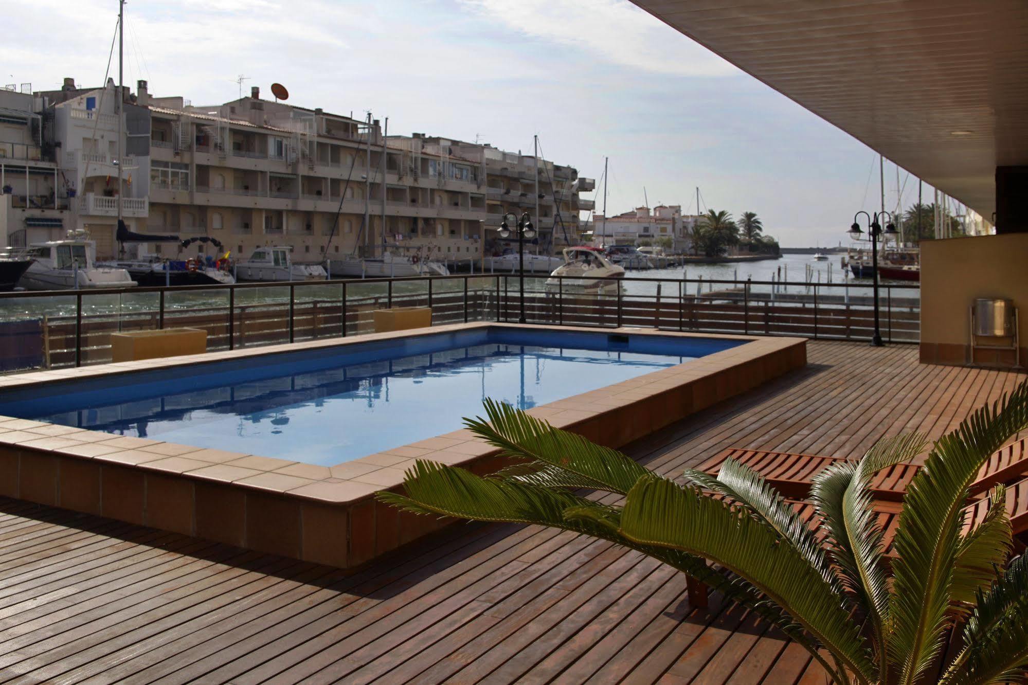 Pierre & Vacances Empuriabrava Ngoại thất bức ảnh